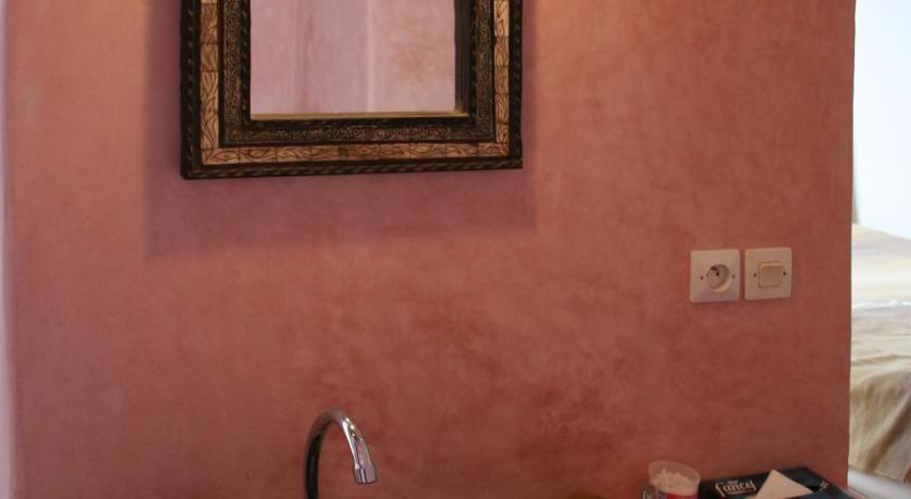 Image of Double or Twin Room with Shower 5