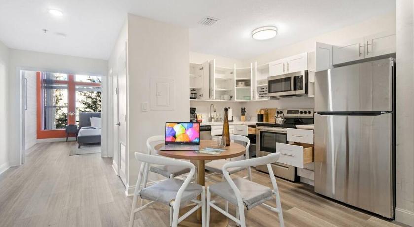 웨스트 팜비치 (FL) The Lofts on Clematis 203 Downtown West Palm Beach 3성급 숙소 레스토랑