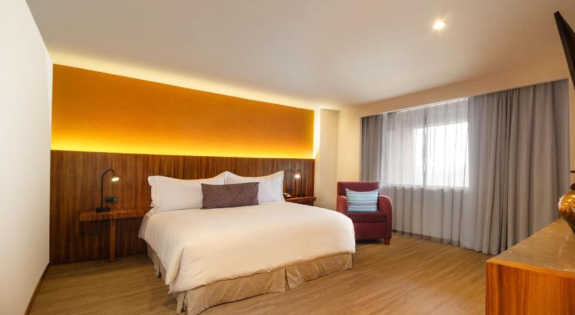 Image of Master Suite 0