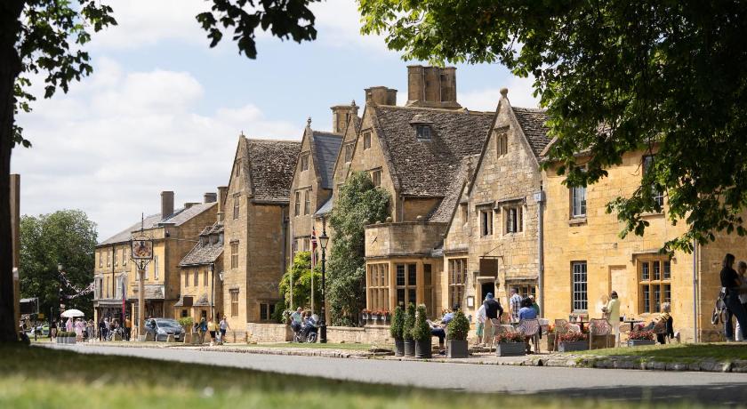 The Lygon Arms Hotel