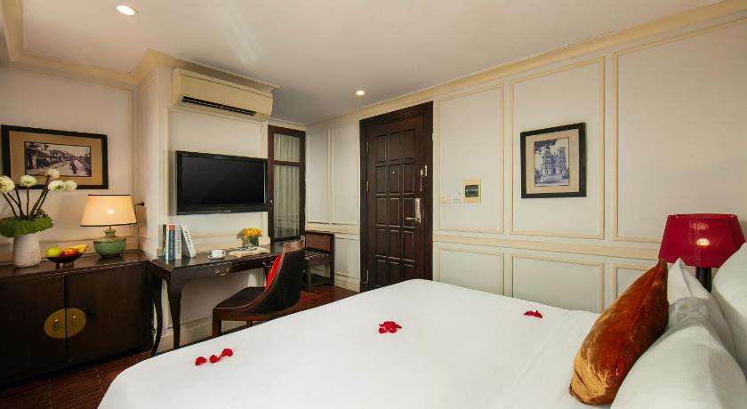 Image of Deluxe City View Room 10