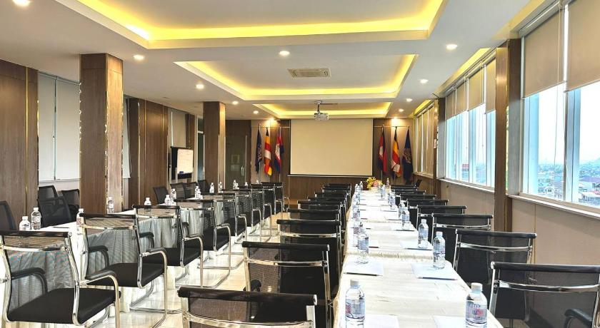 Twin Hotel – Kampot, NY