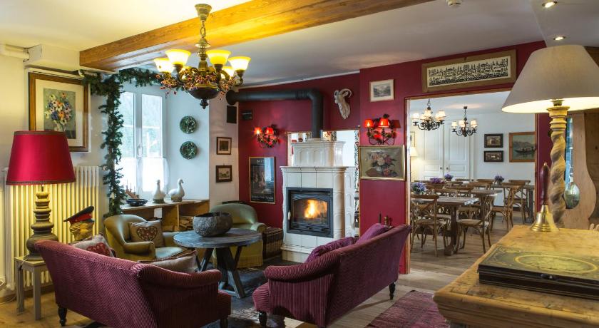 Swiss Historic Hotel du Pillon photo