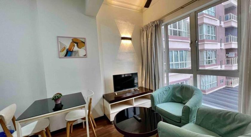 Studio Suite at Casa Mutiara 5 mins walk to LRT Jalan Alor & Bukit Bintang - image 8