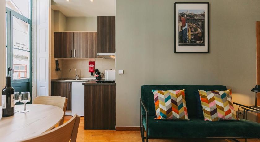 ポルト Aparthotel Oporto Sol 3つ星 ホテル レストラン