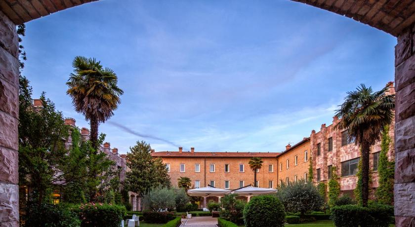 阿西西 TH Assisi - Hotel Cenacolo 4星级 酒店 泳池