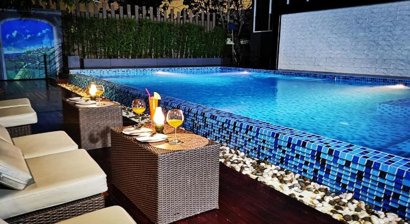 バンコク Sky Dome Resotel 4つ星 ホテル 施設