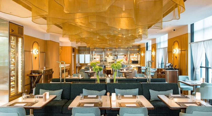 Bangkok SILQ Hotel and Residence 5-Star Hotel restaurant