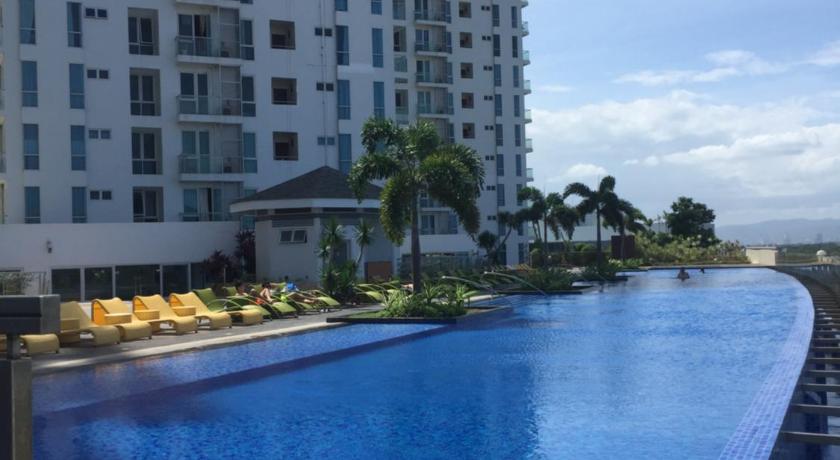 セブ Mactan Newtowm Beach Condo 2つ星 ゲストハウス 外観
