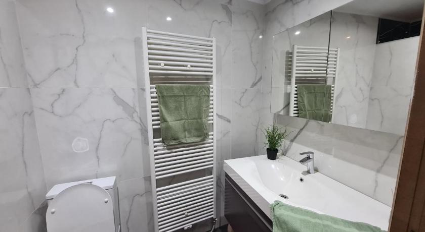 Foto Liege - Booking Diskon Spesial