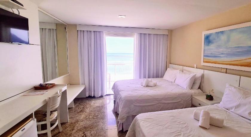 Image of Quadruple Room with Sea View 1