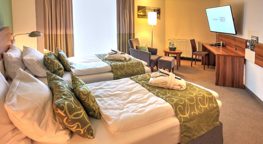 Krefeld Mercure Tagungs & Landhotel Krefeld 4-Star Hotel room