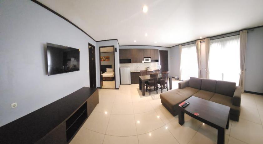 Image of Executive Suite 8
