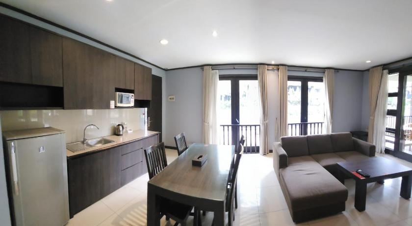 Image of Executive Suite 10