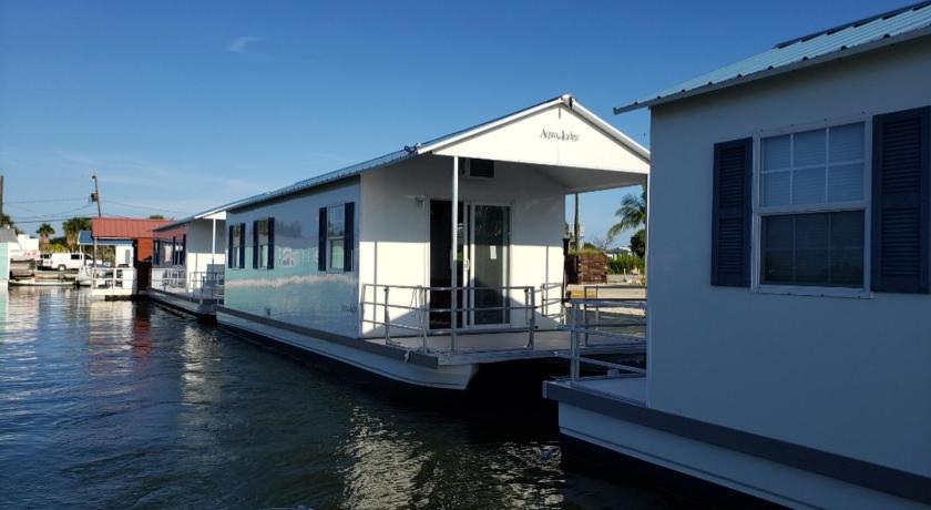 빅 파인 키 OLD WOODEN BRIDGE MARINA 2성급 숙소 스위트룸