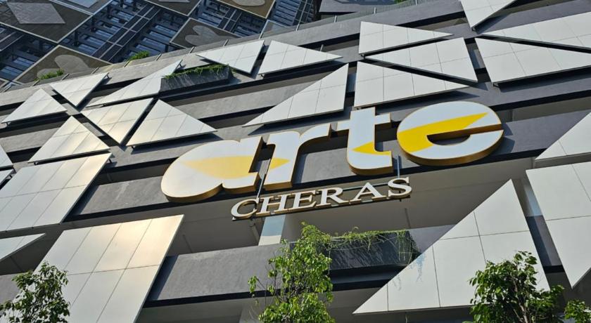 Tampilan Arte Cheras The Premium Suites by iLuxHome