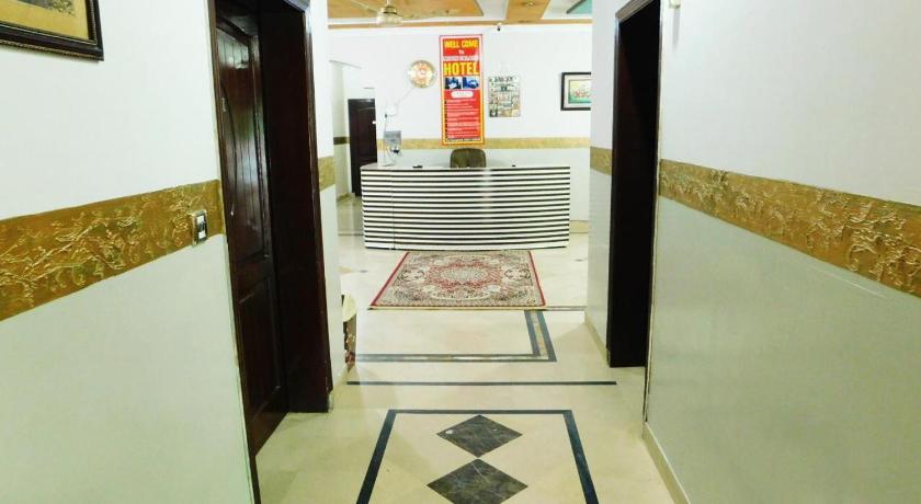 Moon Palace Hotel – Lahore, WI