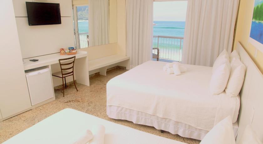 Image of Quadruple Room with Sea View 0