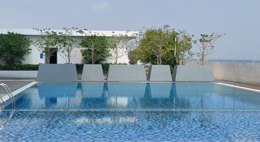 KLIA Travel Homestay - 3R 2B - WIFI & NETFLIX - image 6