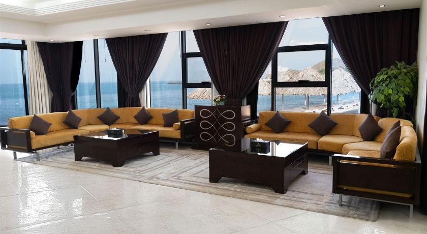 Image of Empire Villa - 3 Master Bedrooms 6