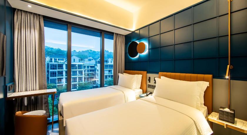 Image of SUPERIOR ROOM, 2 Zip Beds 1