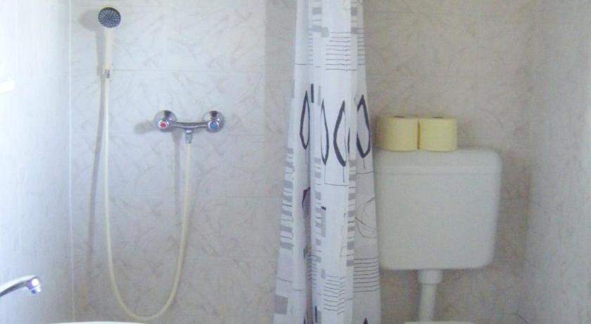 Guest House Kmetija photo