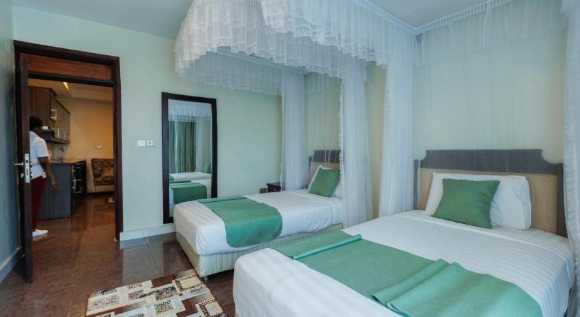รูปของห้องพักเตียงแฝด มีหน้าต่าง (Twin Room with Window) 0