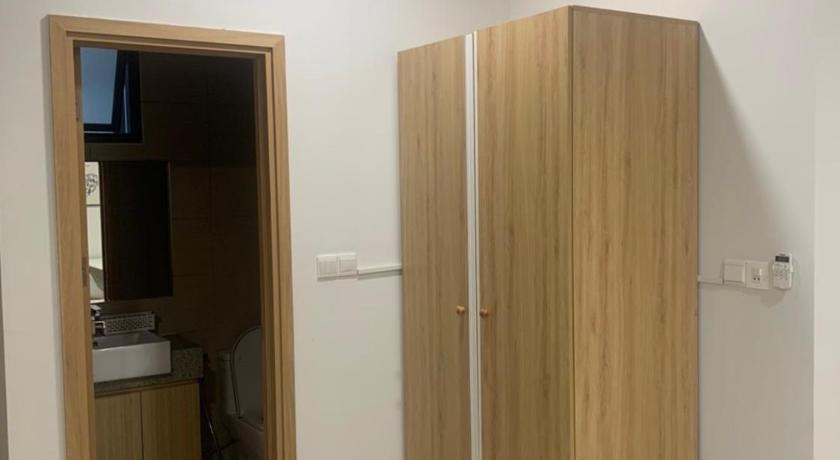 호치민 Căn hộ EMERALD 1PN cạnh Siêu Thị Aeon Tân Phú (Can ho EMERALD 1PN canh Sieu Thi Aeon Tan Phu) 2성급 싱글룸 로비