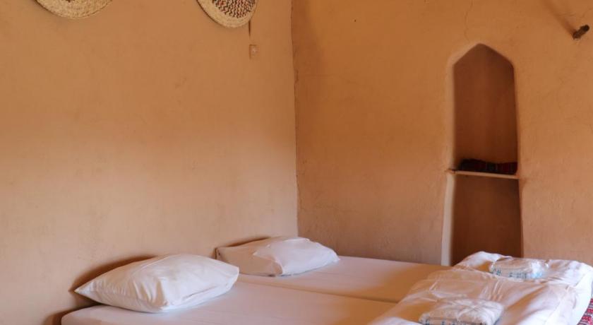 Image of Twin Room with Shared Bathroom 1