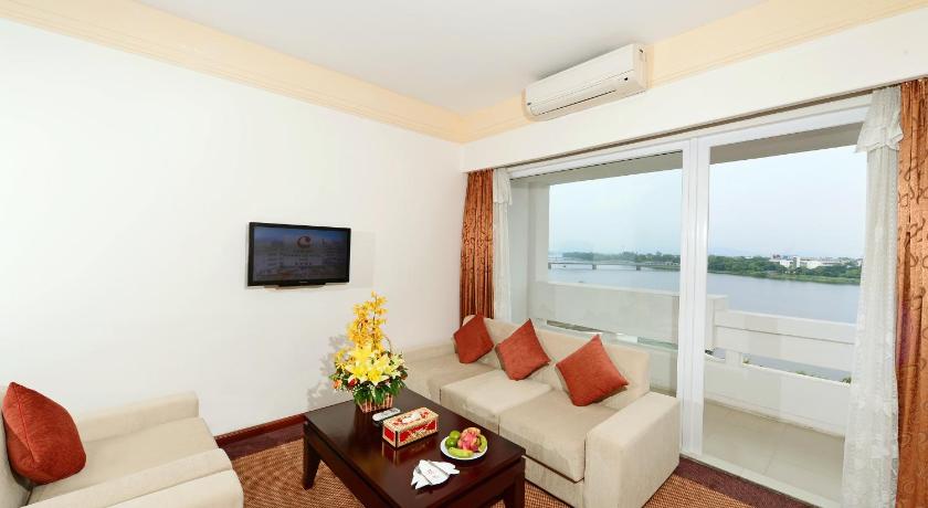 Image of Suite River View 3