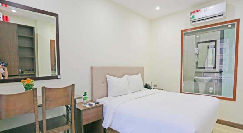 河内 K-BIZ 1 HOTEL - Ngo 1 Tran Van Lai HN - by BAY LUXURY 2星级 民宿 泳池