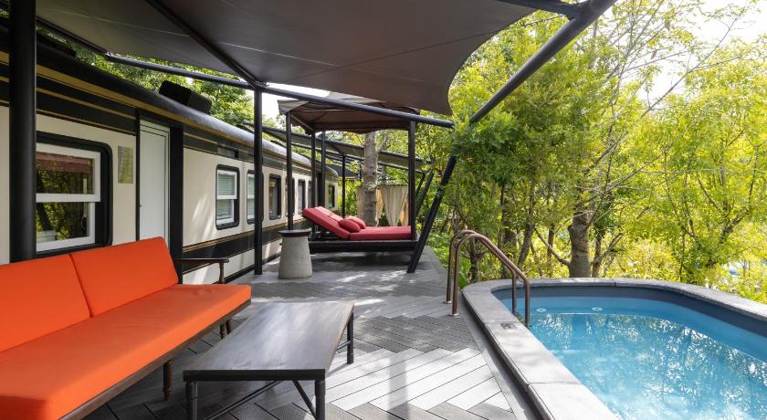 รูปของHeritage Railcar 1 Bedroom Pool Villa 4