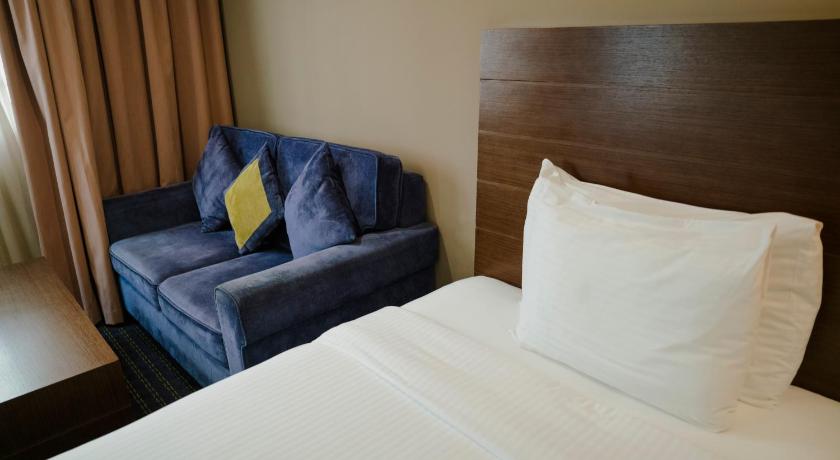 Image of 2 Single Beds, NonSmoking, Superior Room 10