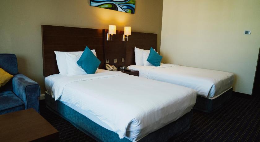 Image of 2 Single Beds, Nonsmoking, Superior Room, City View 8