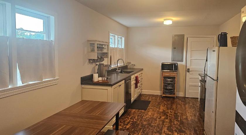 Tellico Plains Cozy Compass House 4-Star Accommodation lobby