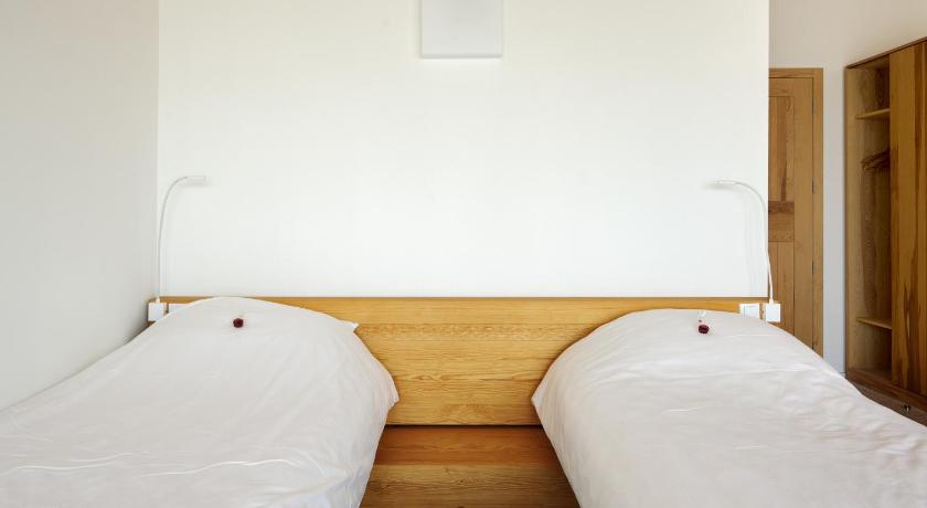 Slika sobe Dvokrevetna soba Comfort s bračnim krevetom i balkonom (Comfort Double Room with Balcony) 16