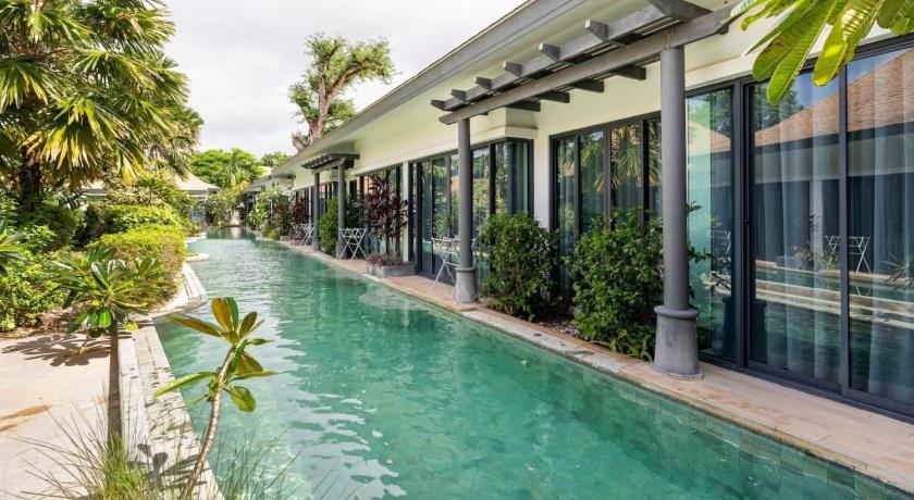 Image of Pool Access 2 Bed Rooms Suite with Living area and Balcony 15