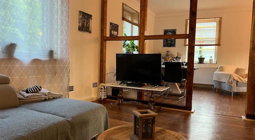 Sandys Cozy Stone Cottage