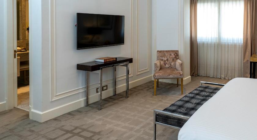 รูปของห้องเอ็กเซ็กคูทีฟจูเนียร์สวีท (Executive Junior Suite) 12