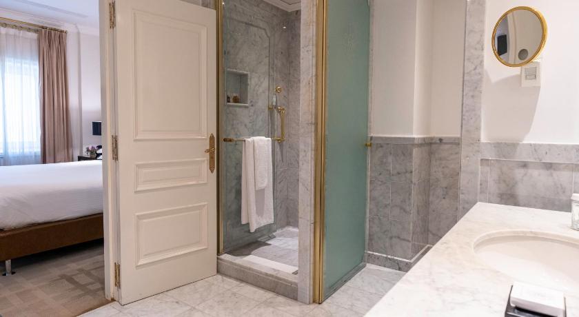 รูปของห้องเอ็กเซ็กคูทีฟสวีทเเบบหนี่งห้องนอน (Executive One-Bedroom Suite) 10
