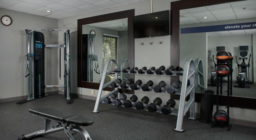 Atlanta Hampton Inn by Hilton Atlanta NW Cumberland 2-Star Hotel view