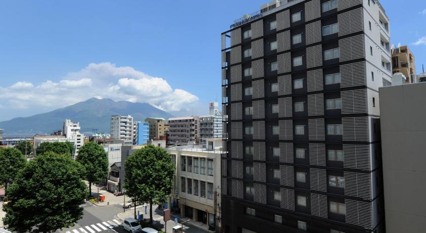 a large building with a lot of windows on top of it, Hotel Sunflex Kagoshima in Kagoshima