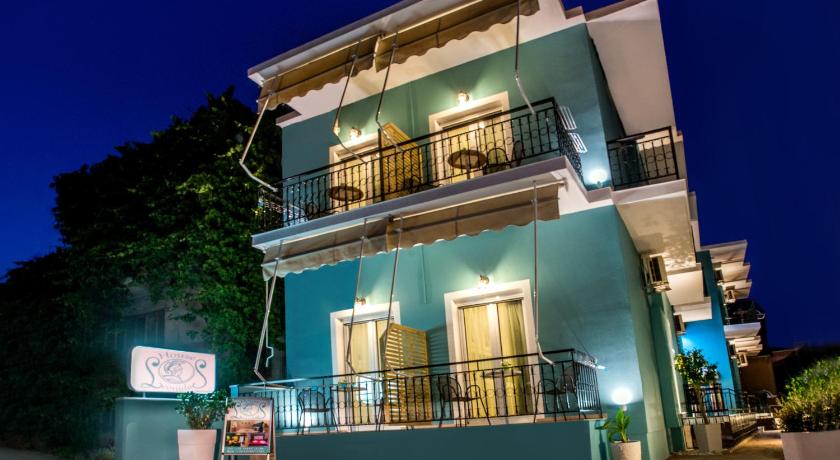 Image of Double Room with Balcony 15