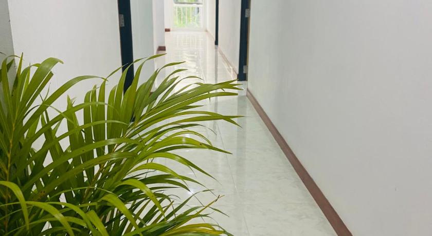 Grand House - image 11