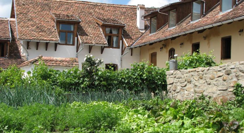 Convivium Transilvania — Hotel in Criț
