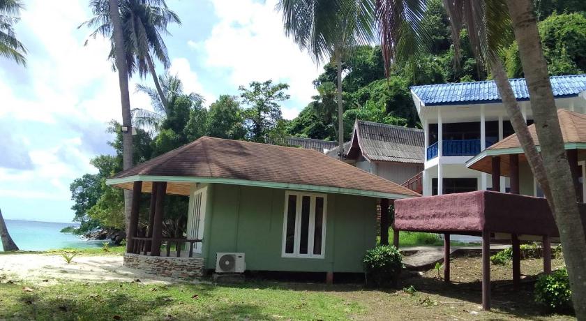 รูปของบังกะโลริมชายหาด (Beach Front Bungalow) 17