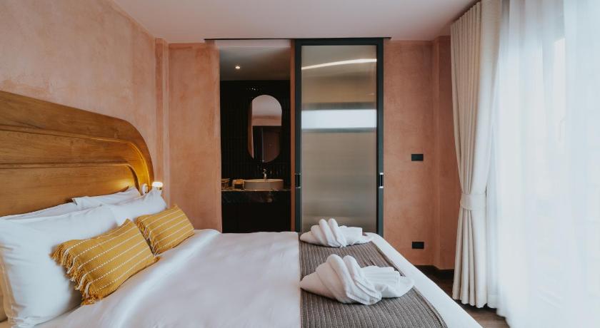 Image of Standard Double Room 3
