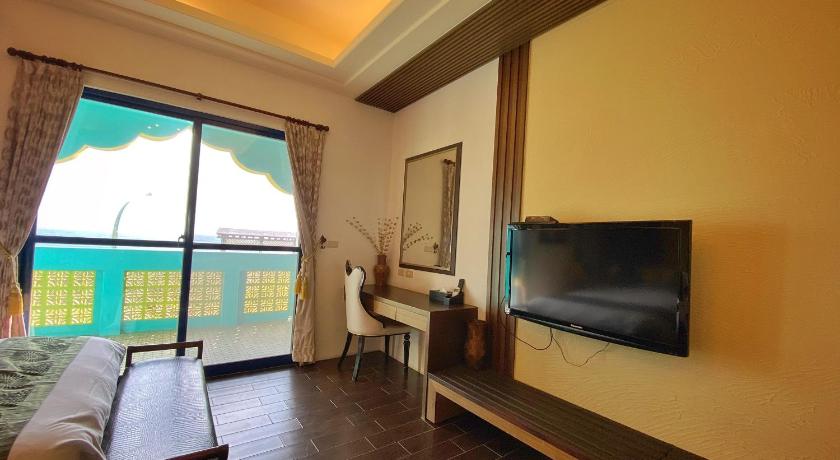 Image of Quadruple Room with Terrace 7