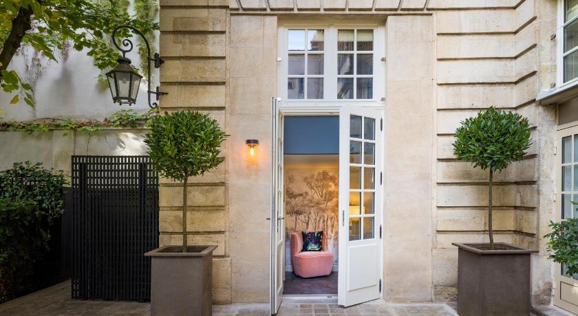 Image of Apartment - Split Level 7