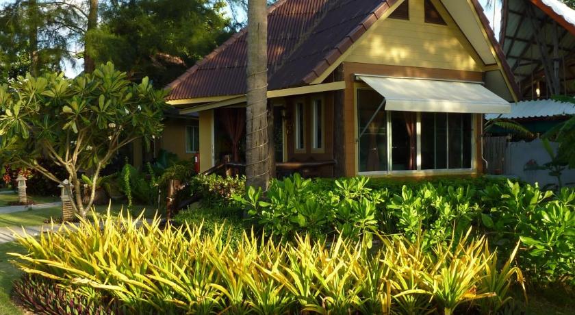 Image of Bungalow with Sea View 1